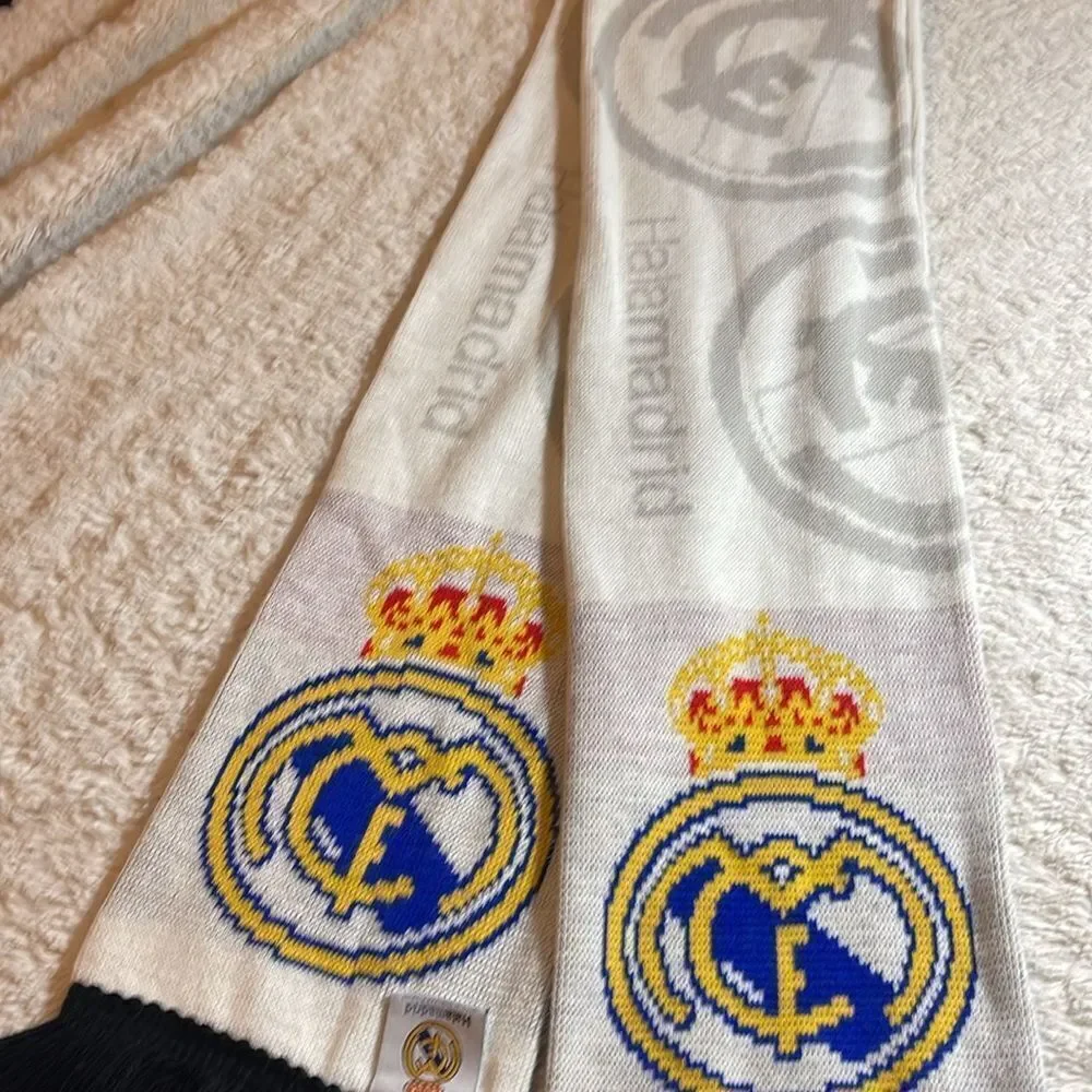 Halamadrid scarf